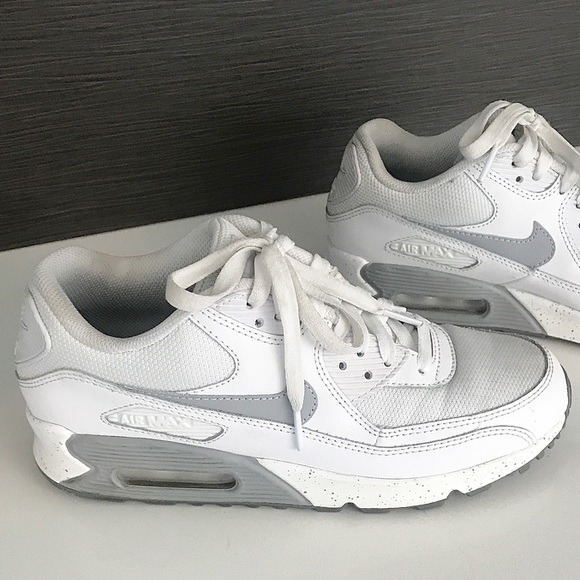{keywor d} air max 90 id